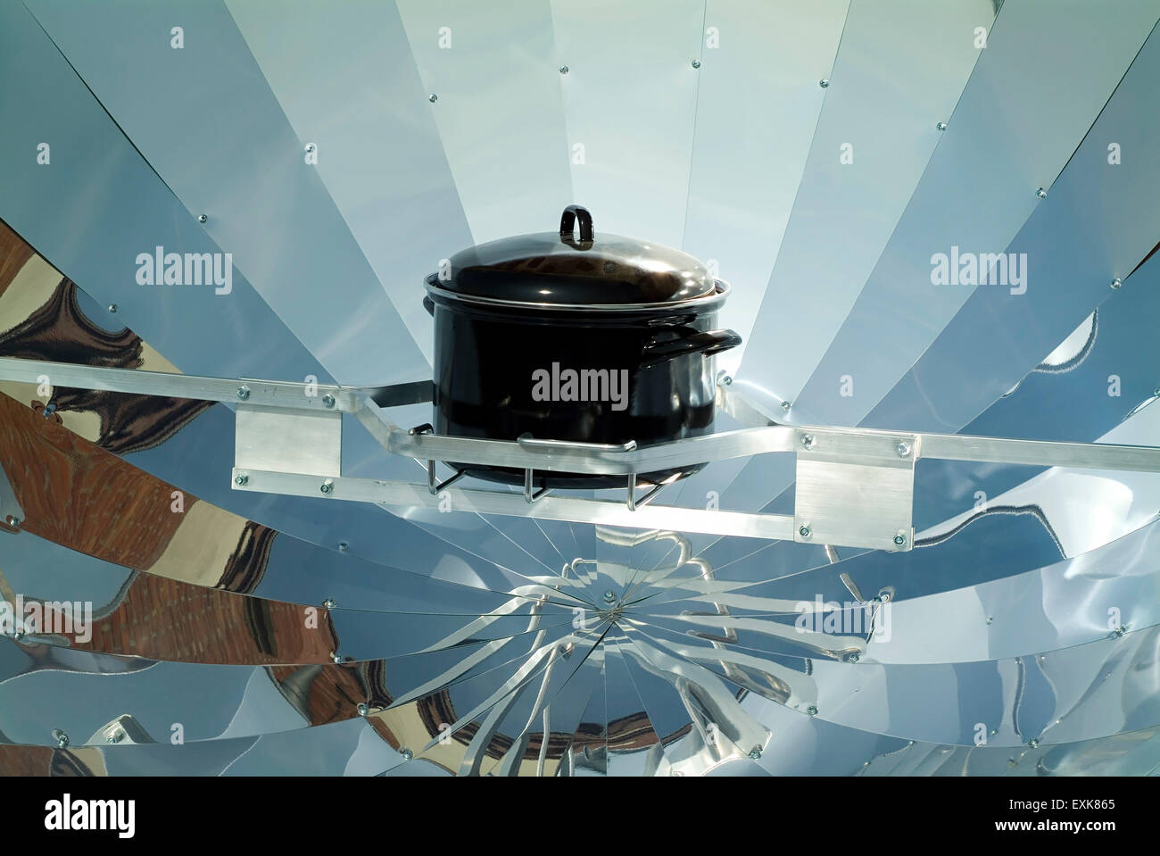 Solar cooker with black saucepan pot boiler cooking pot Stock Photo