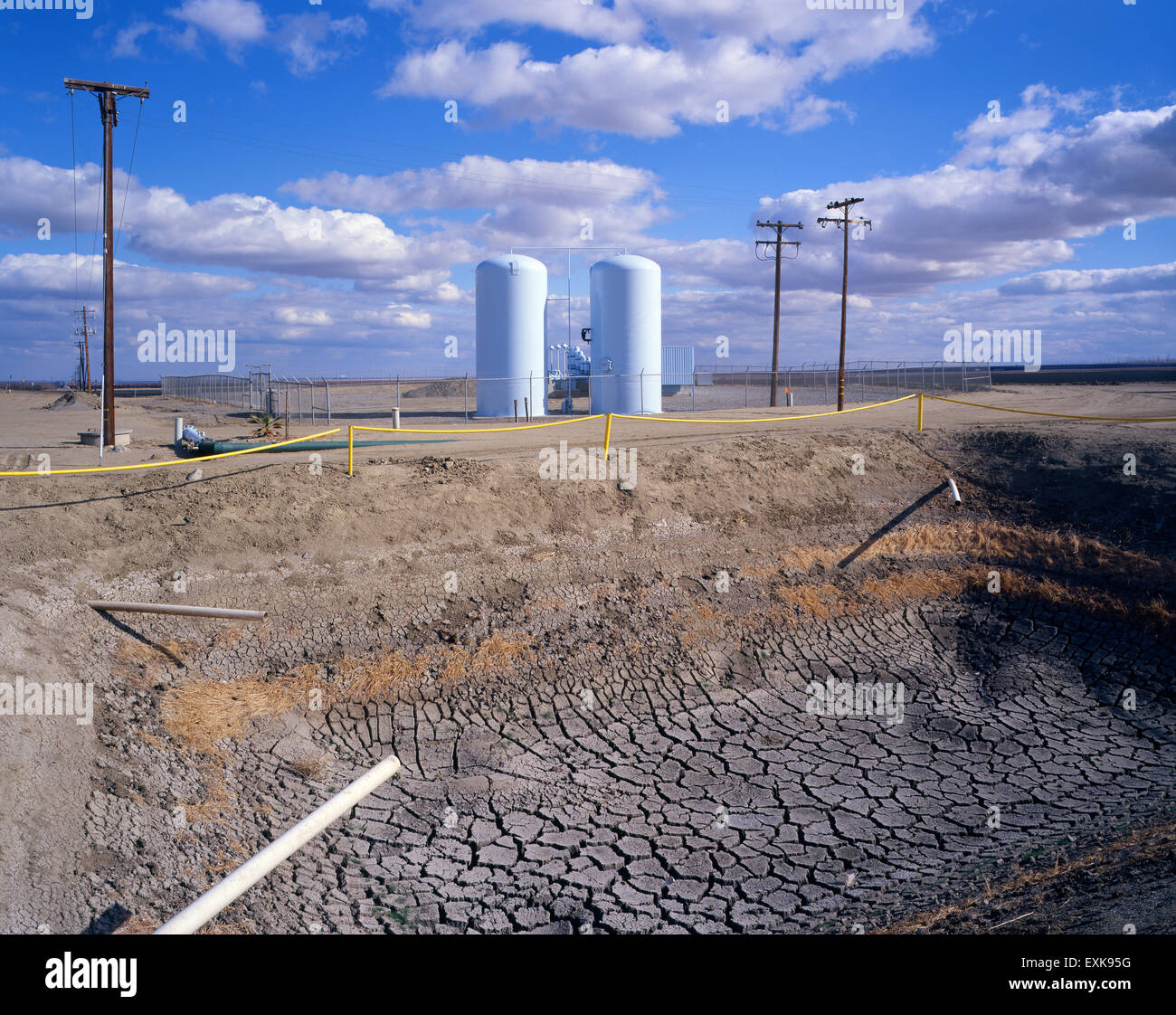 empty reservoir in drought in California Stock Photo