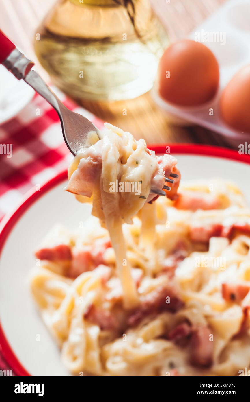 Pasta tagliatelle carbonara Stock Photo Alamy