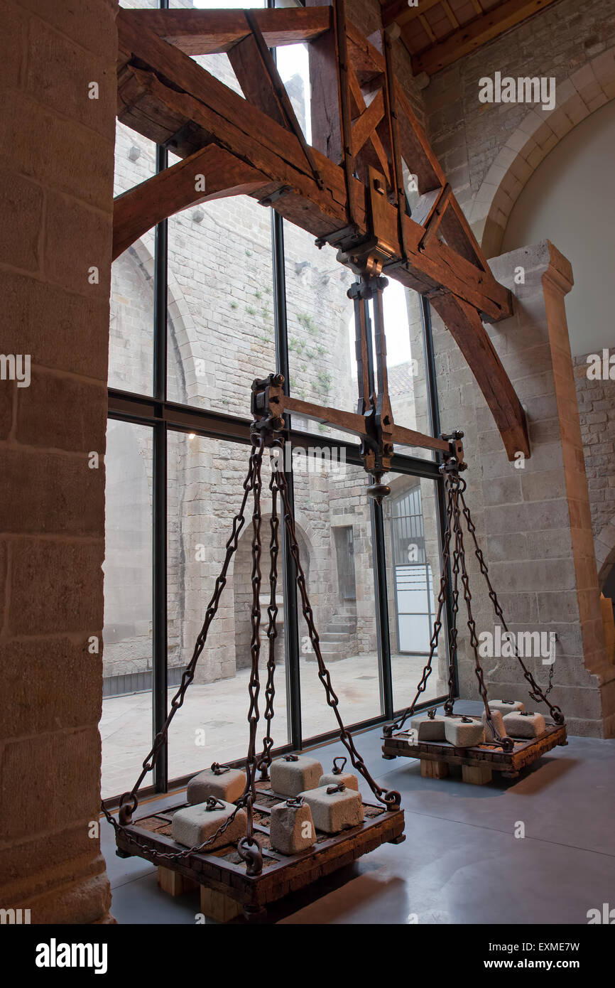 Large historic weighing scales in Barcelona Maritime Museum (MMB), Catalonia, Spain Stock Photo