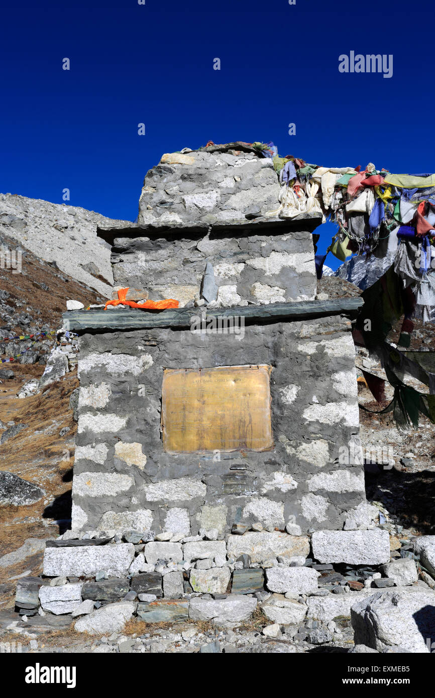 Memorials and Tombstones to climbers and Sherpas who have died on