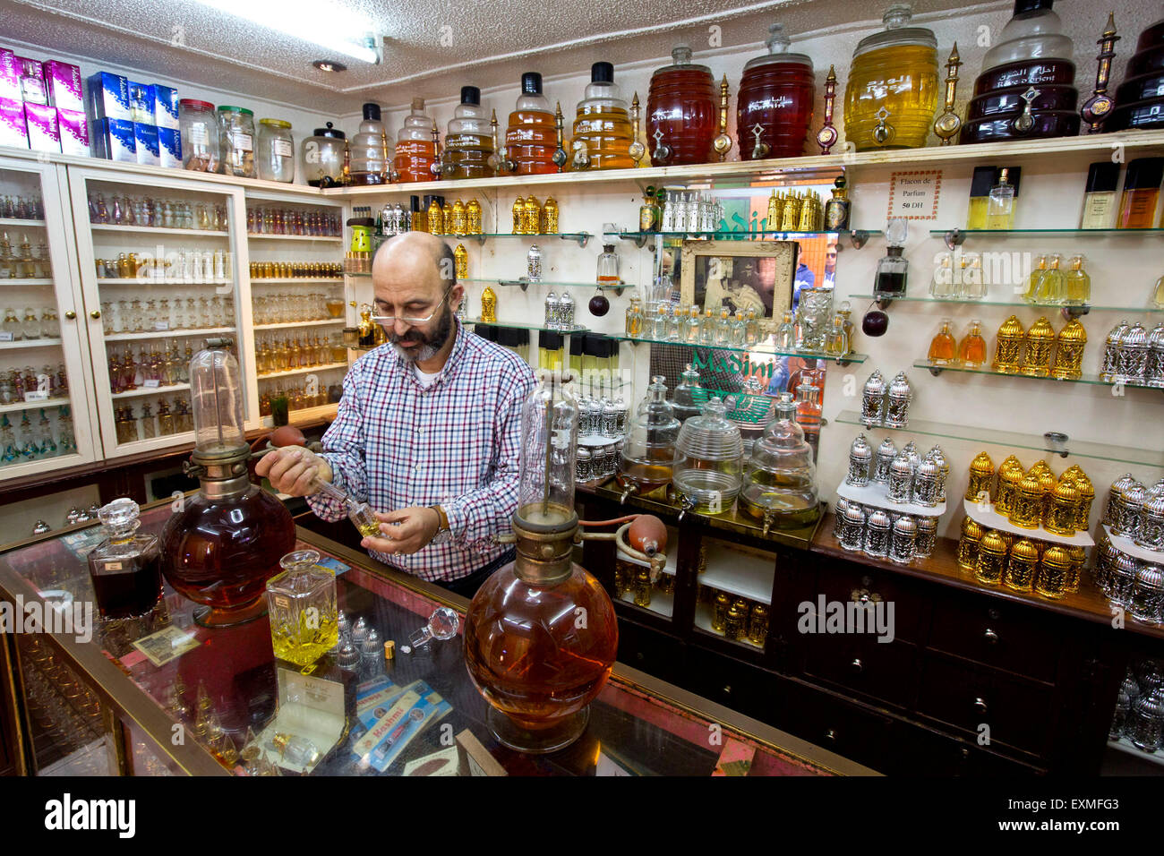 Perfumery madini hi-res stock photography and images - Alamy