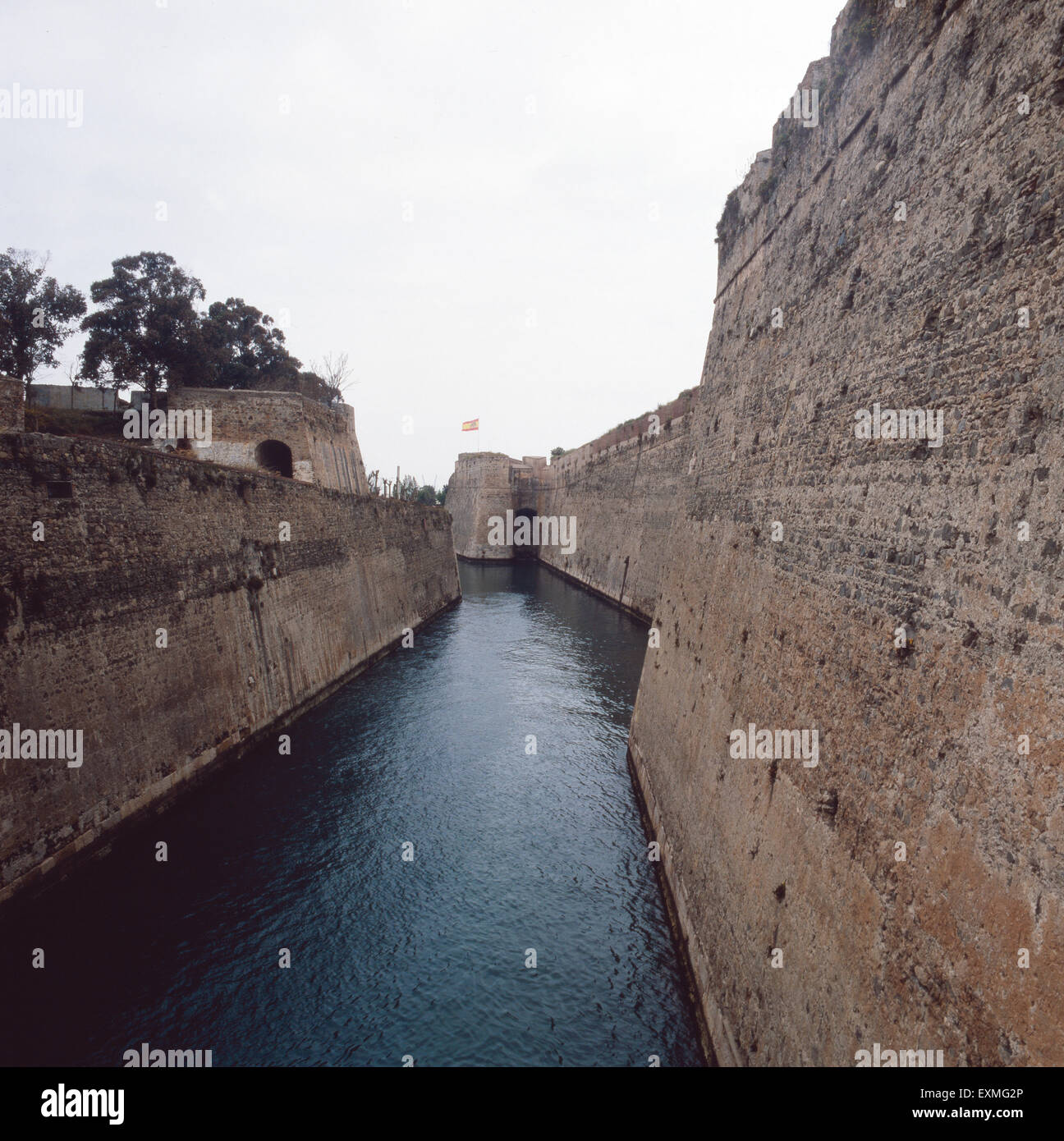 Die Befestigungsanlagen der spanischen Exklave Ceuta, Spanien 1980er Jahre. Fortifications of the spanish exclave Ceuta, Andalusia, Spain 1980s. Stock Photo