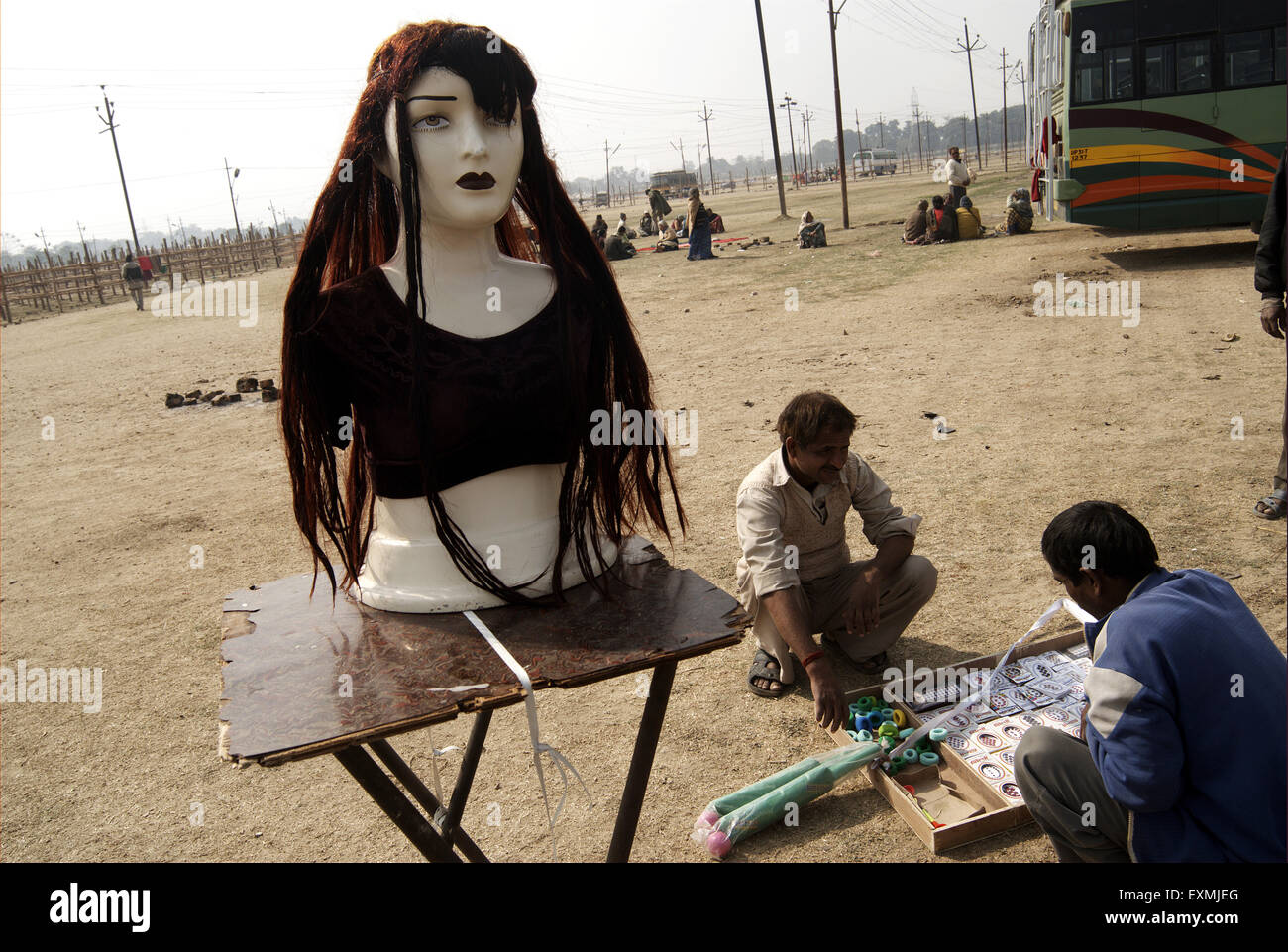 Hair mannequin vendor ; Ardh Kumbh Mela ; Kumbh Mela ; Kumbha Fair
