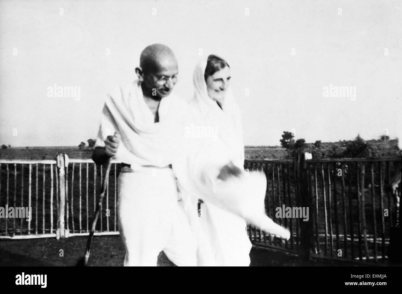 Mahatma Gandhi and Mirabehn, Madeleine Slade, Meera Behn, British supporter, Indian Independence Movement, Sevagram Ashram, Sewagram, Wardha, Nagpur, Maharashtra, 1941, India, Asia, old vintage 1900s picture Stock Photo