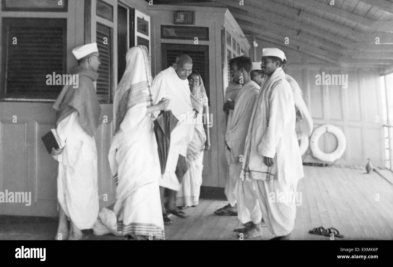 Mahatma Gandhi and others on board on the way to Midnapur (East Bengal) ; December 1945 NO MR Stock Photo