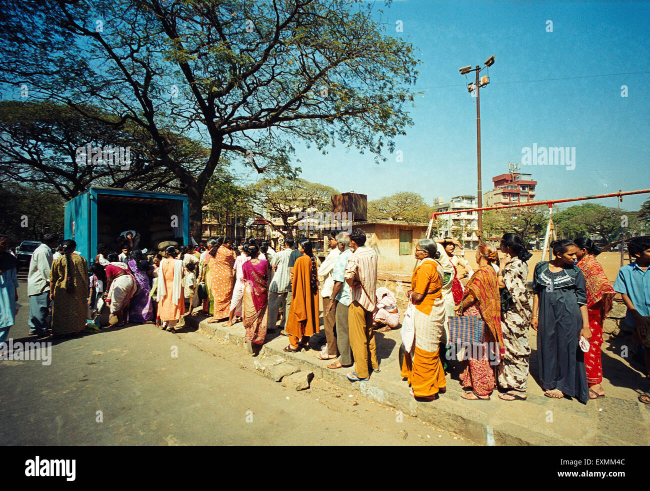 Queue ration food hires stock photography and images Alamy