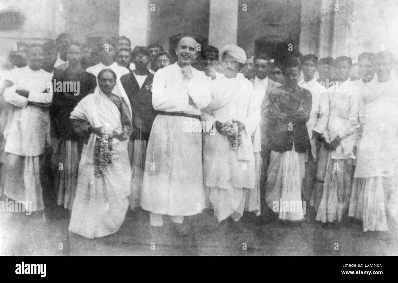 Kasturba Gandhi Christian priest Mahatma Gandhi India 1915 old vintage ...