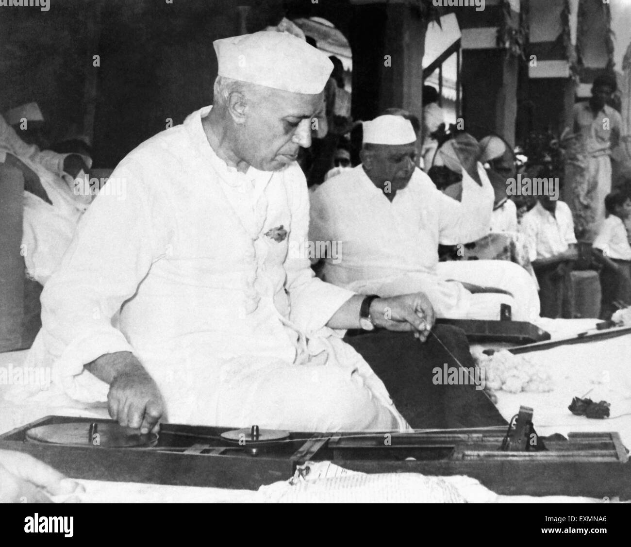 Jawaharlal Nehru spinning ; 1945 ; India, Asia, old vintage 1900s picture Stock Photo