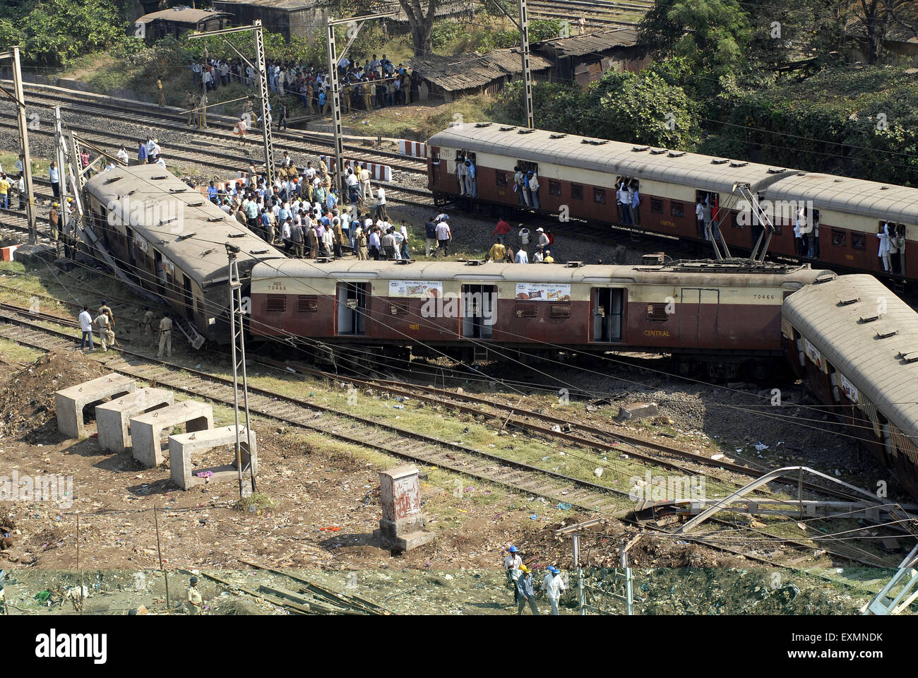 Mumbai Suburban Railway, Mumbai Local Train, derailed, accident, CST Titwala local train, between Kurla station and Vidyavihar station, Bombay, Mumbai, Maharashtra, India, Asia Stock Photo