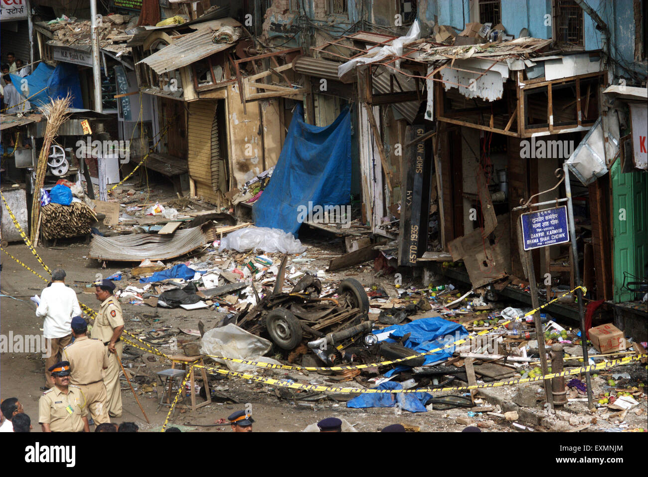 Car destroyed by bomb hi-res stock photography and images - Alamy