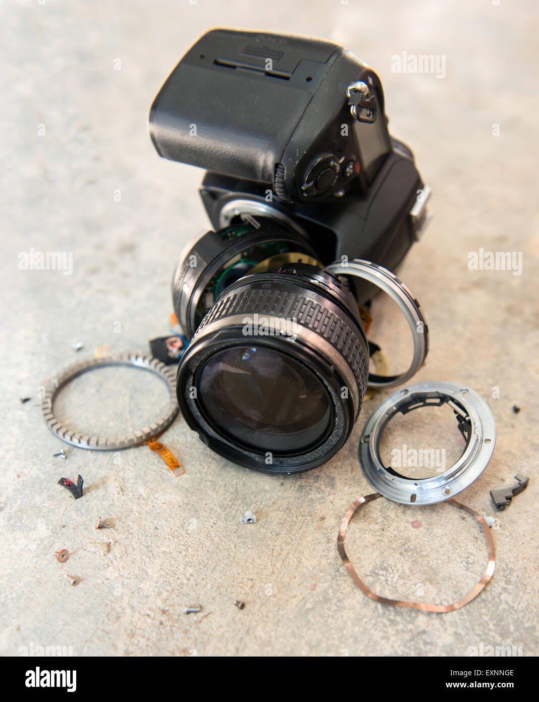 Dropped camera hires stock photography and images Alamy
