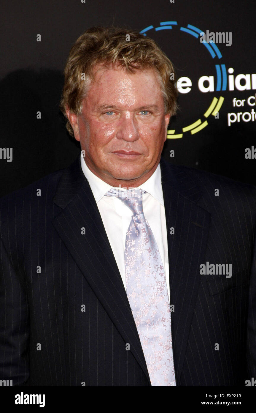 Tom Berenger at the Los Angeles premiere of 'Inception' held at the  Grauman's Chinese Theatre in Hollywood on July 13, 2010 Stock Photo - Alamy