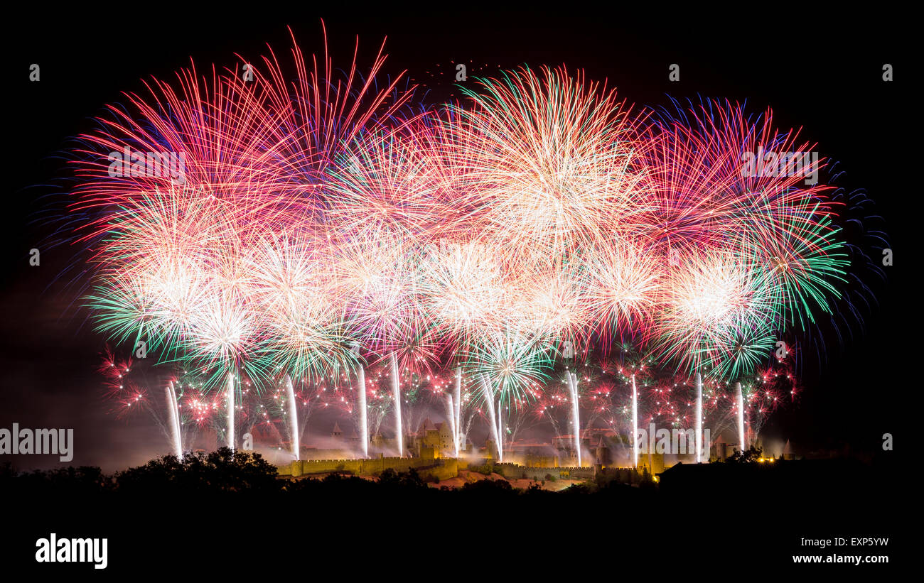 City of Carcassonne fireworks 2015 Stock Photo - Alamy