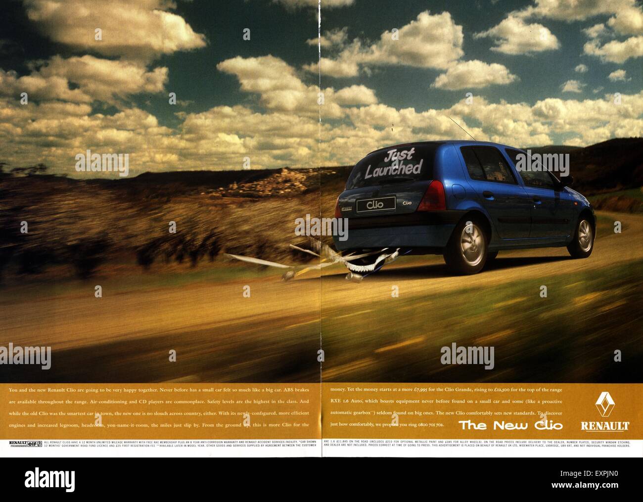 Renault 1930年代ヴィンテージ広告 Renault vintage 1930 hi-res stock photography and images - Alamy