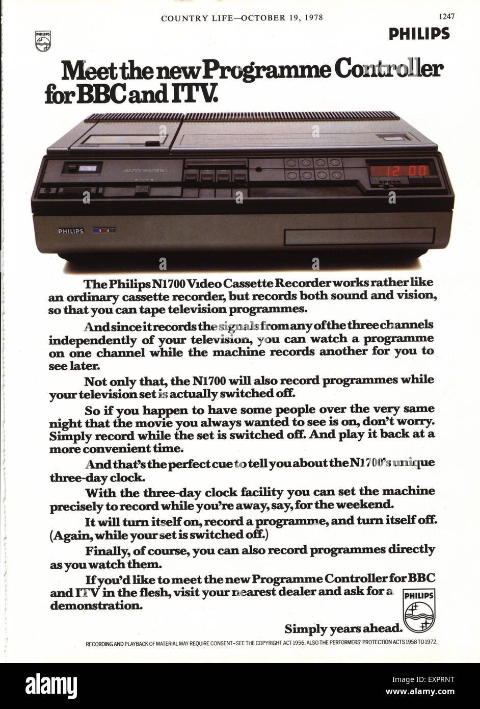 Éjecter une cassette VHS du lecteur vidéo VCR, Vidéos - Envato