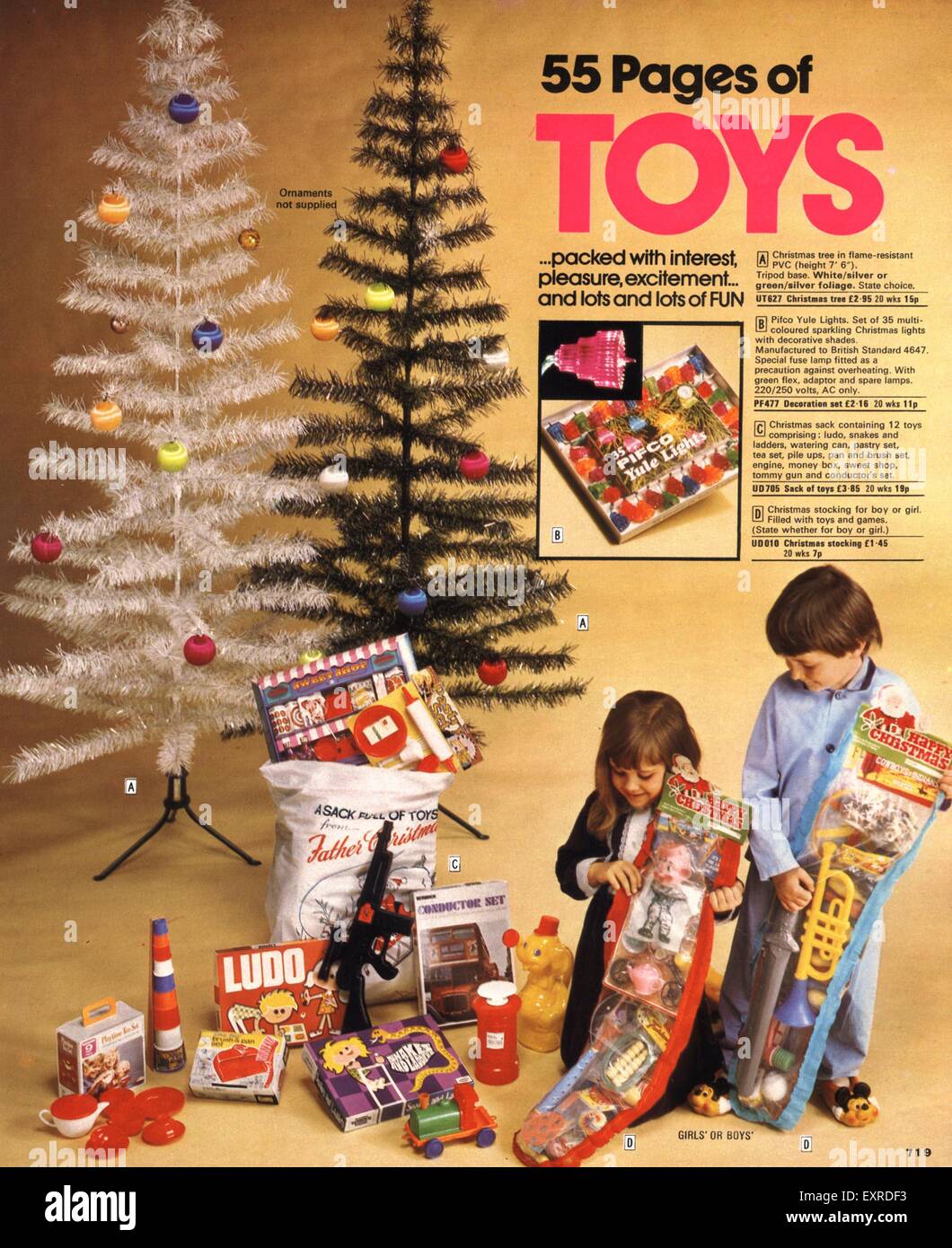 Relive the magic of christmas decorations 1970s with these retro ...