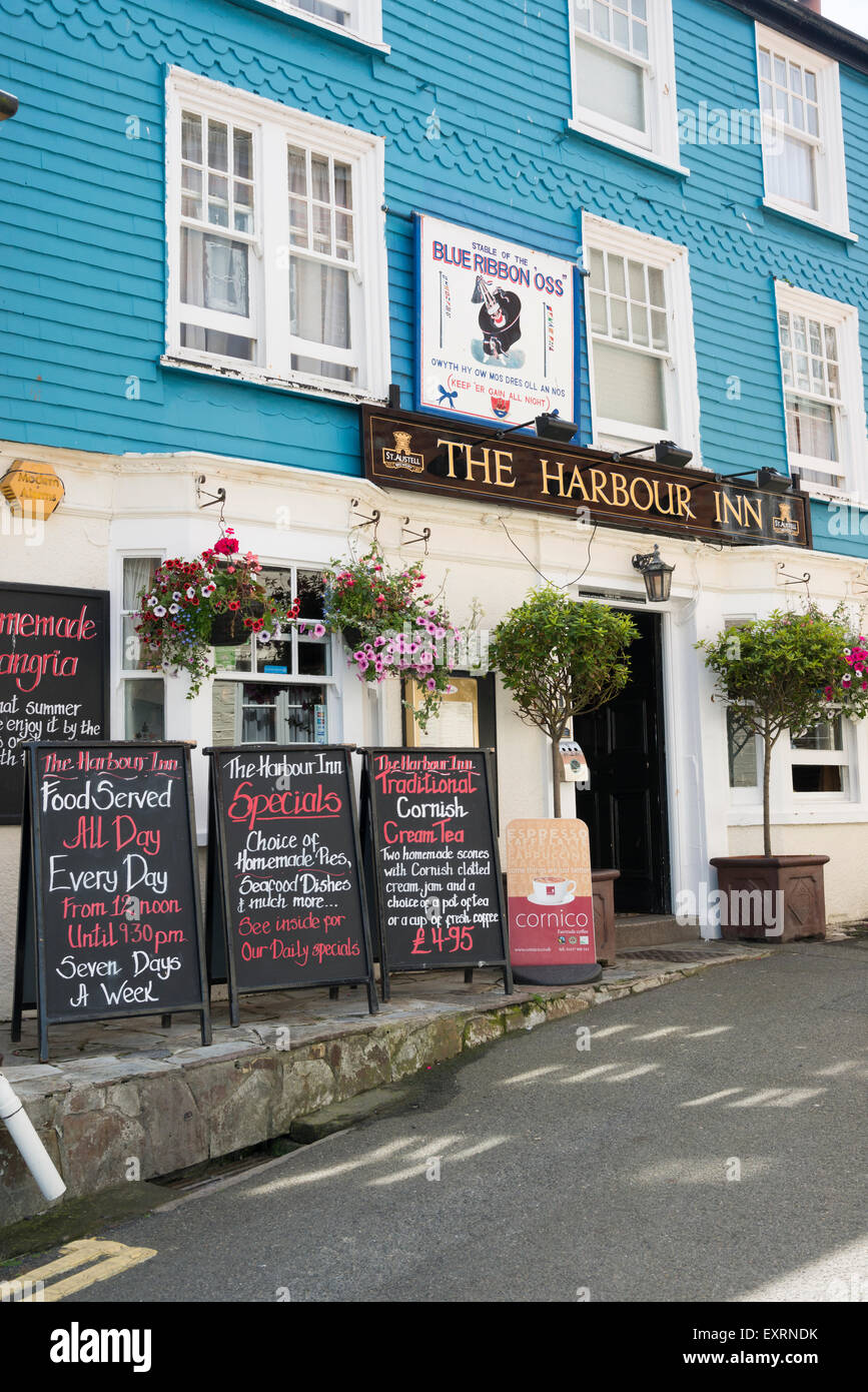 The Harbour Inn pub in Padstow Cornwall UK Stock Photo