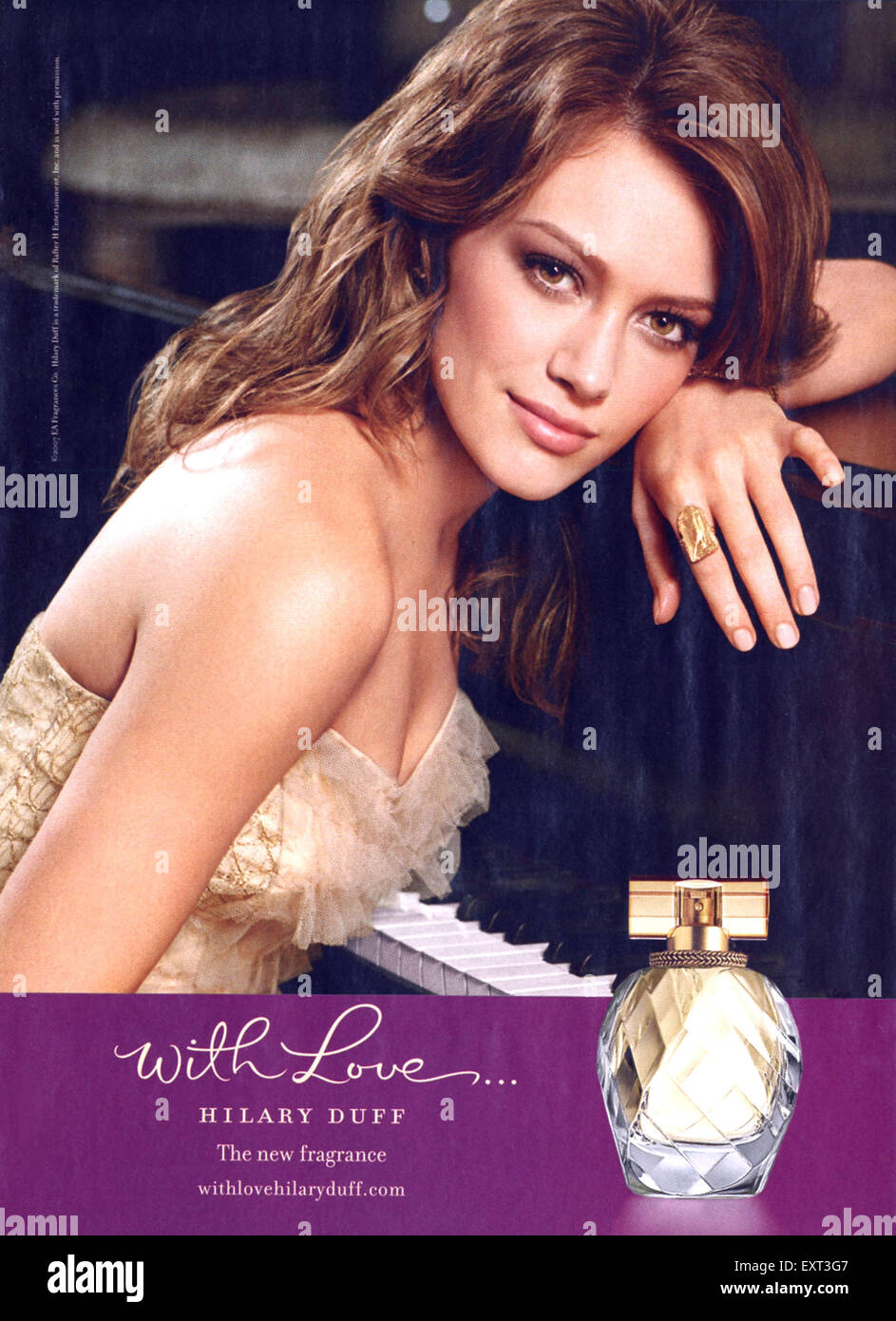 Fragrance advert hi-res stock photography and images - Alamy