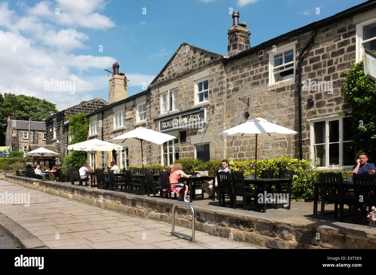 The Roundhay Fox Public House at Roundhay, Leeds, Stock Photo