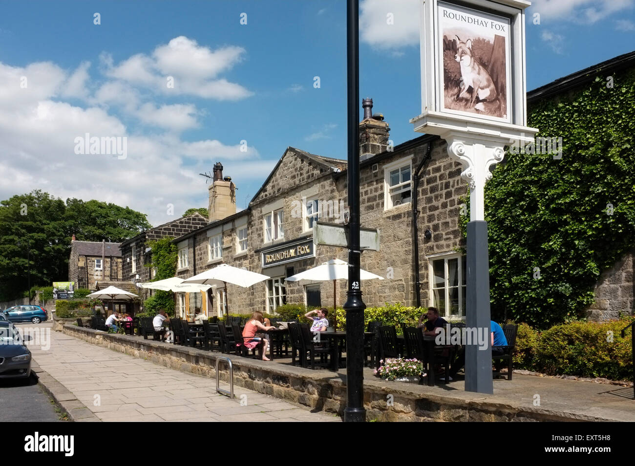 The Roundhay Fox Public House at Roundhay, Leeds, Stock Photo