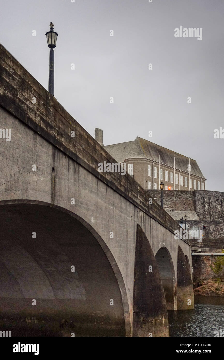 View of a bridge crossing the River Towy, Carmarthen, Wales, UK. Designed by Welsh architect Clough Williams-Ellis. Stock Photo