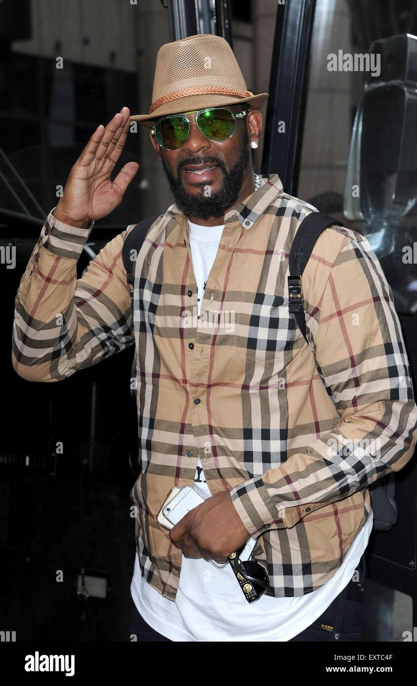New York, NY, USA. 15th July, 2015. R Kelly out and about for Celebrity ...