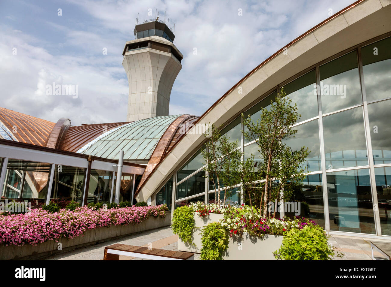 St. Louis Missouri Saint Lambert-St. Louis International Airport STL Stock Photo: 85362588 - Alamy