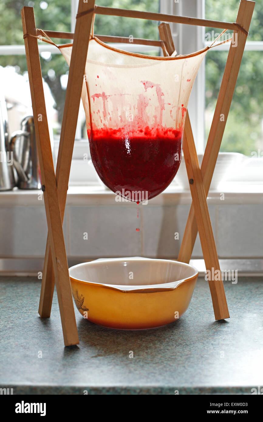 Straining fruit muslin hires stock photography and images Alamy