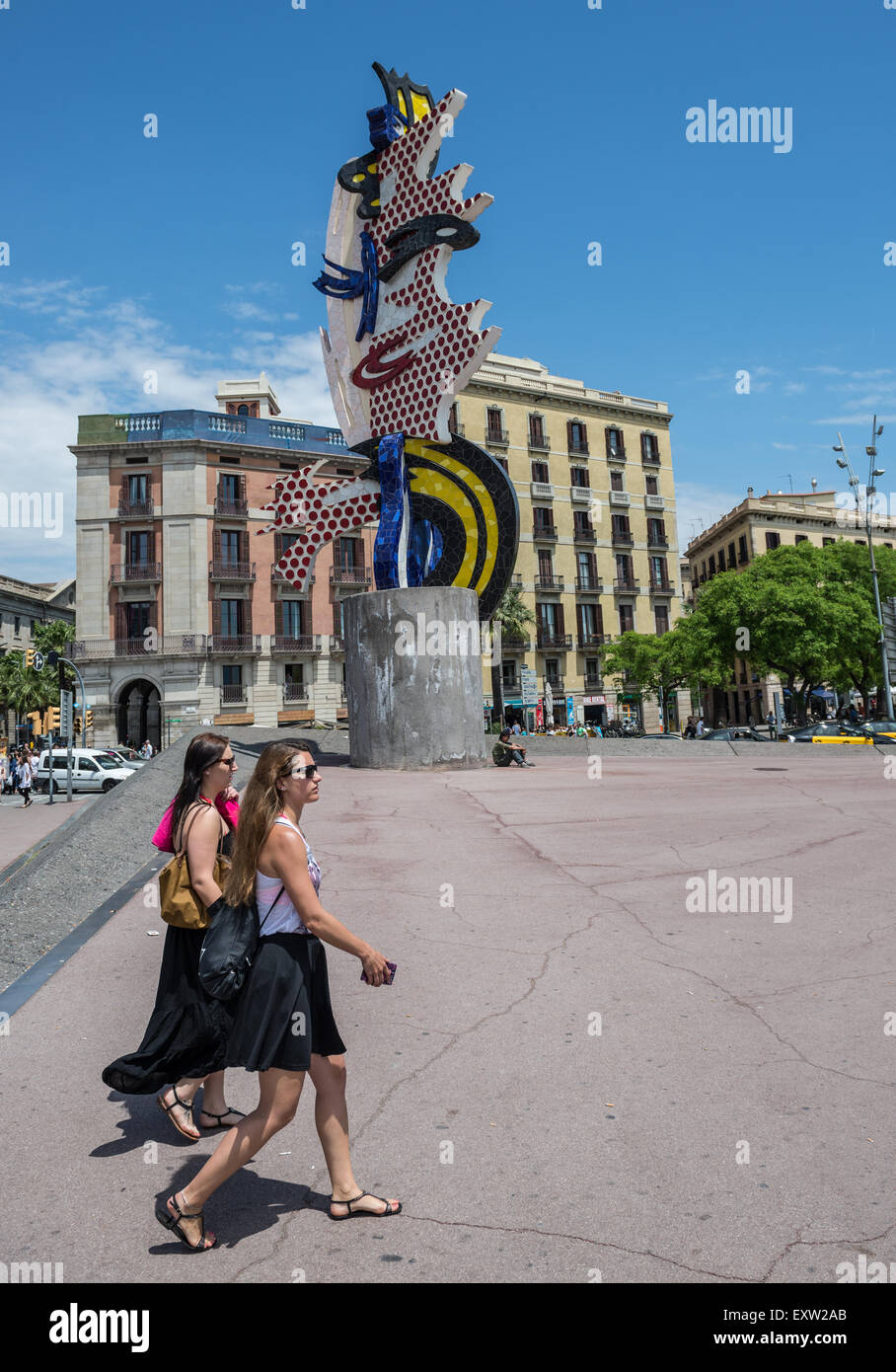 El Cap de Barcelona (The Head) surrealist sculpture by American artist Roy Lichtenstein in