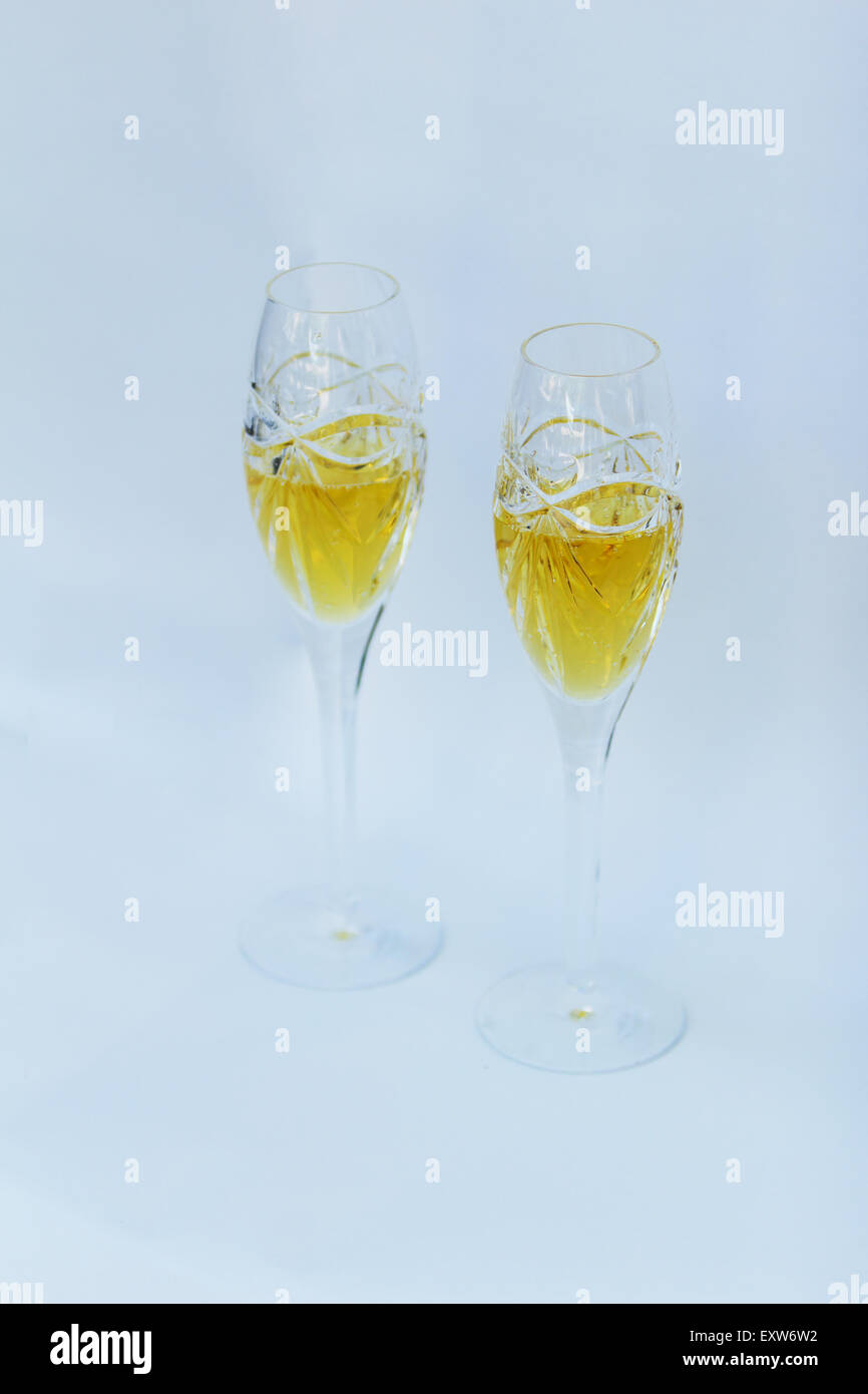 Crystal glass of champagne on New Years Eve Stock Photo - Alamy