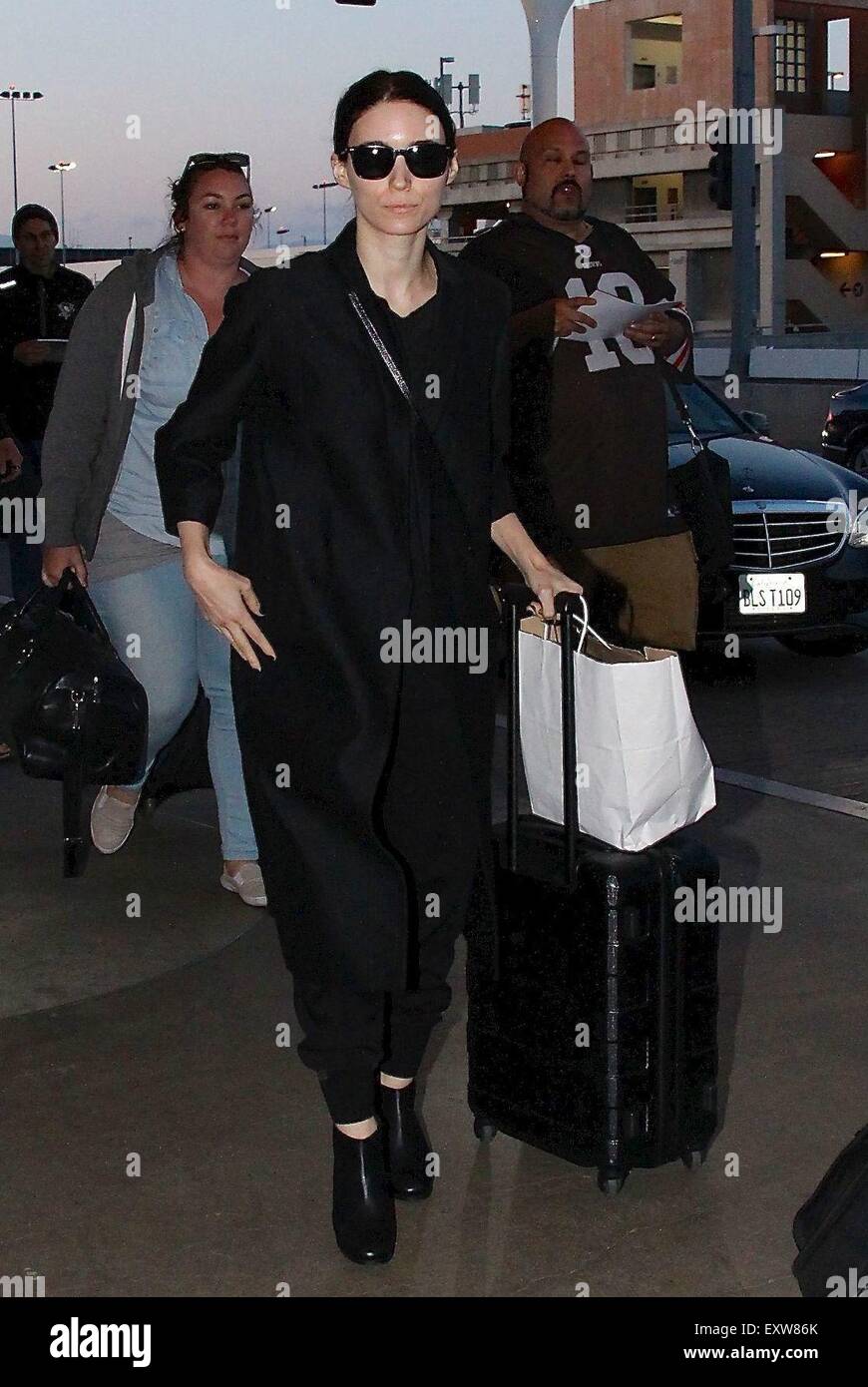 Rooney Mara and her boyfriend Charlie McDowell arrive at Los Angeles