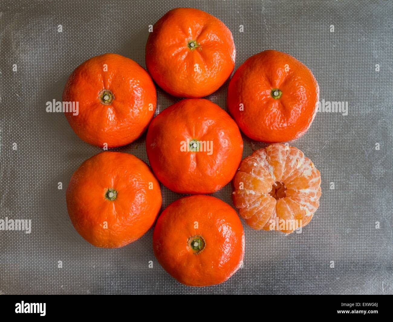 Satsuma peeled hires stock photography and images Alamy