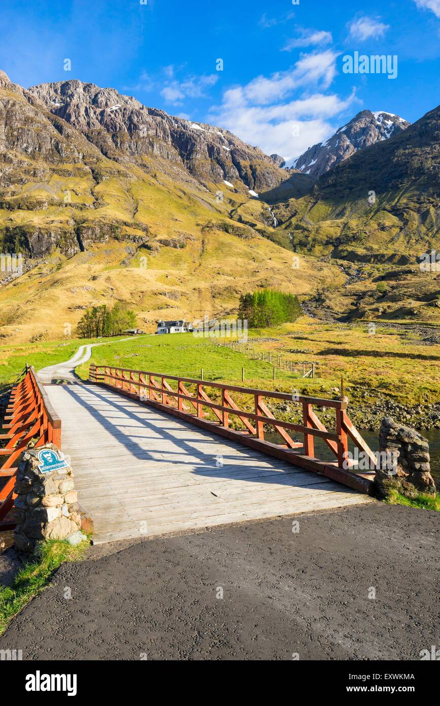 Achnambeithach Cottage near Loch Achtriochtan, Glencoe, Scotland Stock Photo