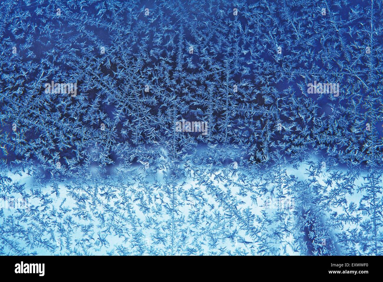 Frost pattern at window Stock Photo - Alamy