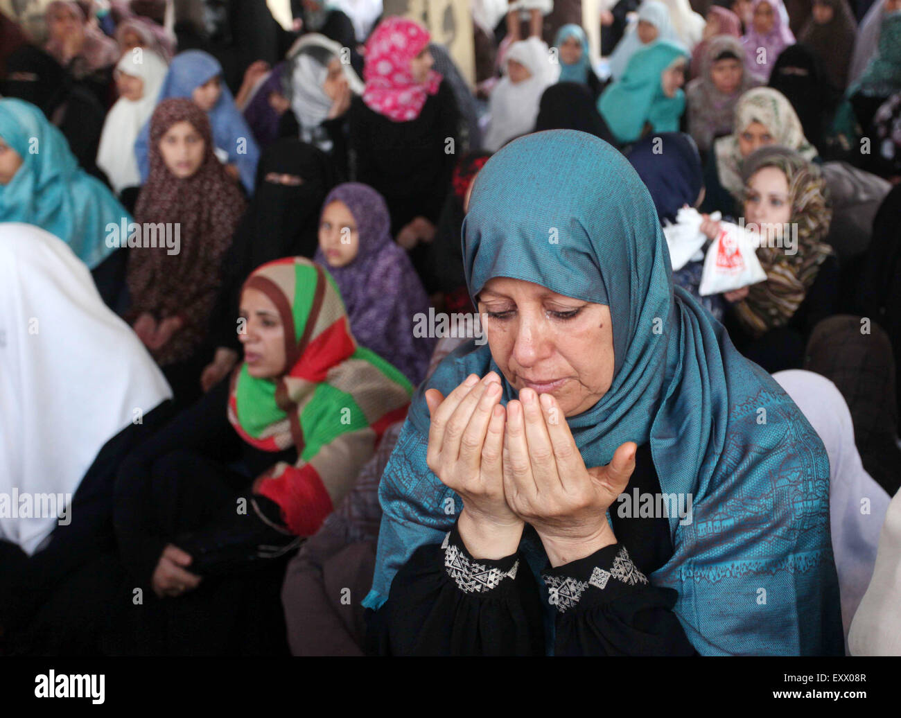 Muslims In Gaza Gaza City, Gaza Strip, Palestinian Territory. 17th July, 2015 ...