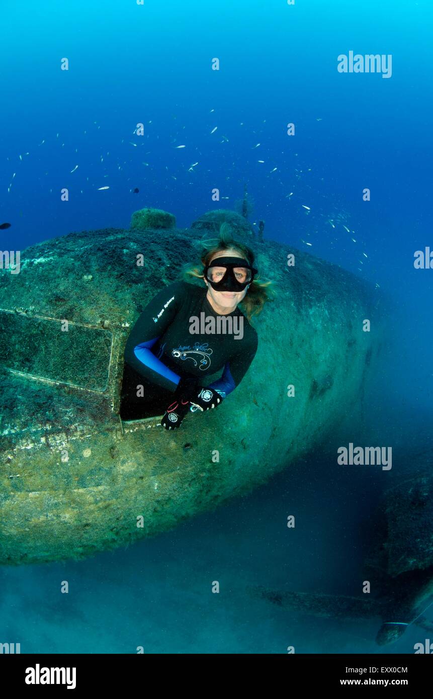 Dive In History Amphorae Fields In Kas Turkey World Adventure Divers Underwater Photographer Diving Underwater Photography