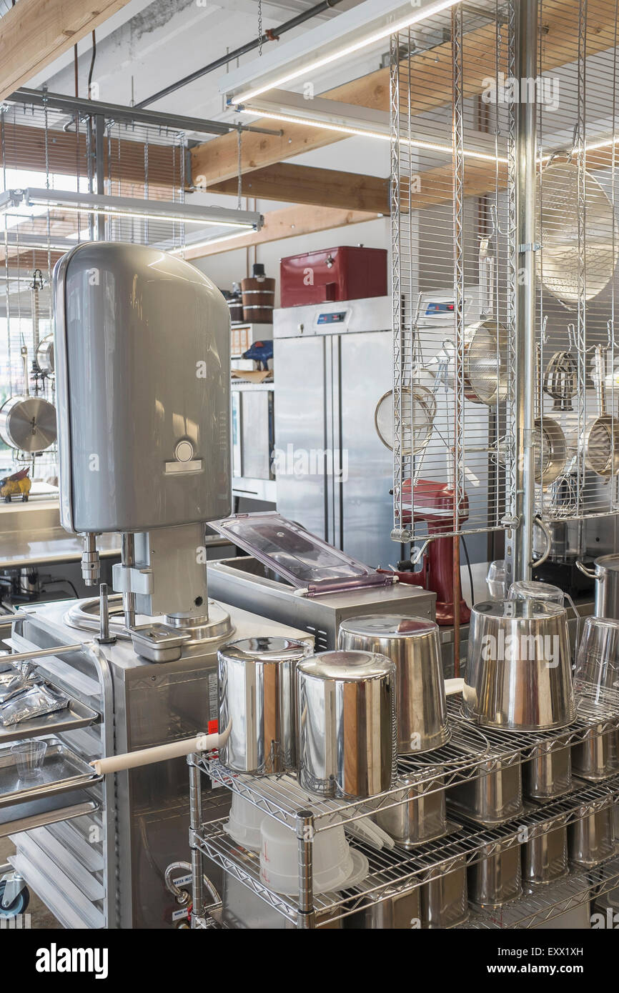 Commercial kitchen hires stock photography and images Alamy