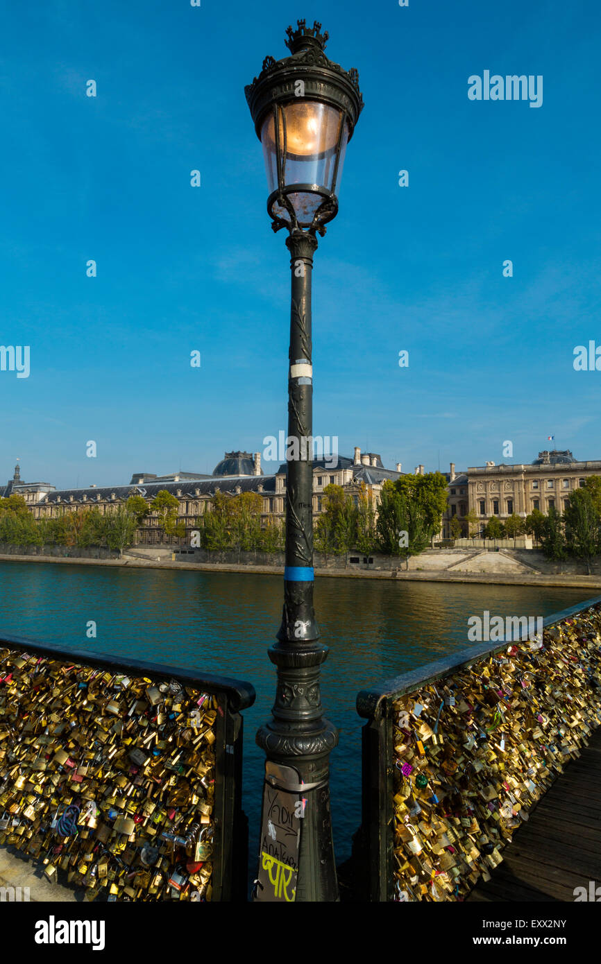 Pont Des Arts, Padlocks, Paris, France Stock Photo Alamy