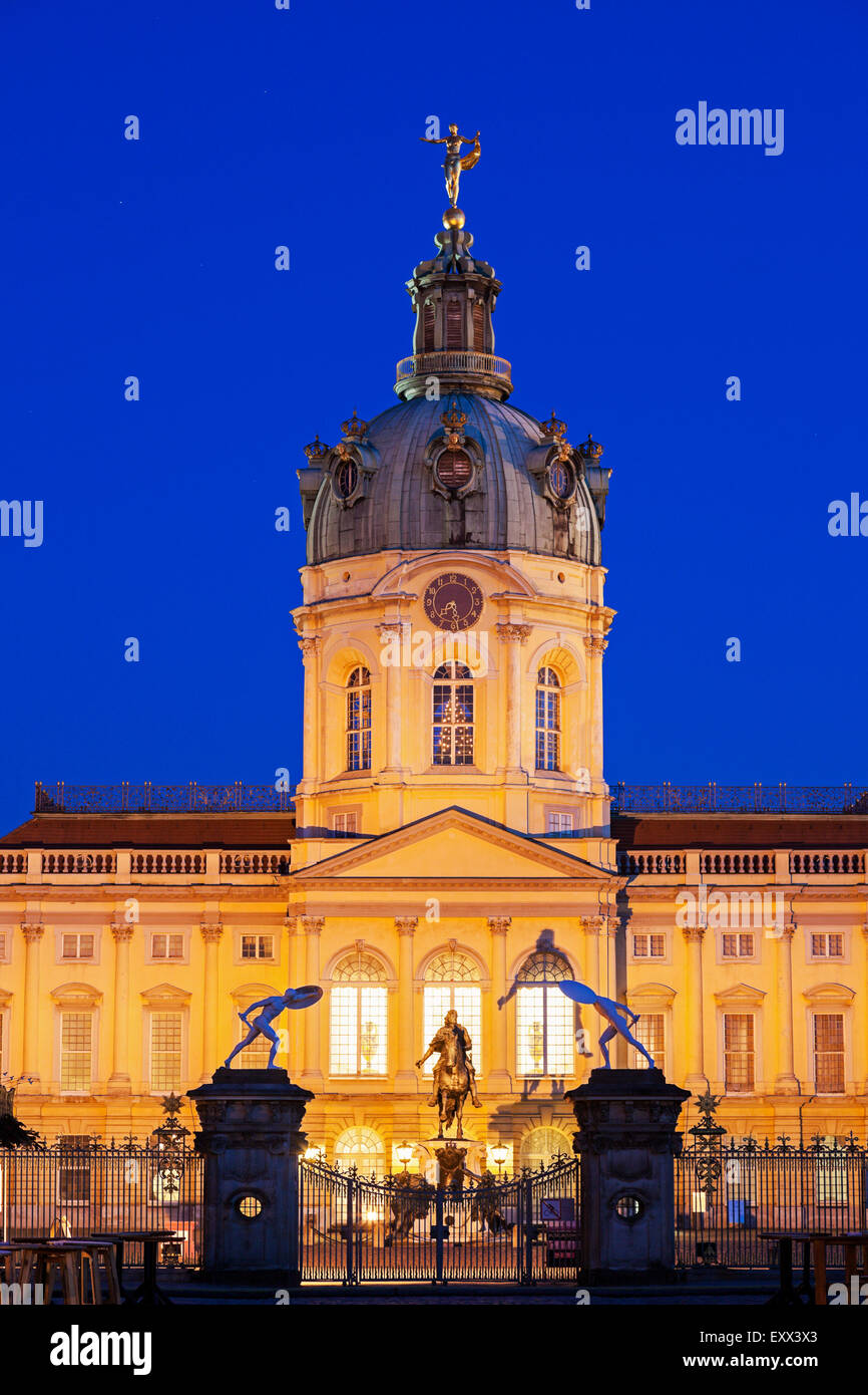 Night time view of exterior facade building hi-res stock photography ...