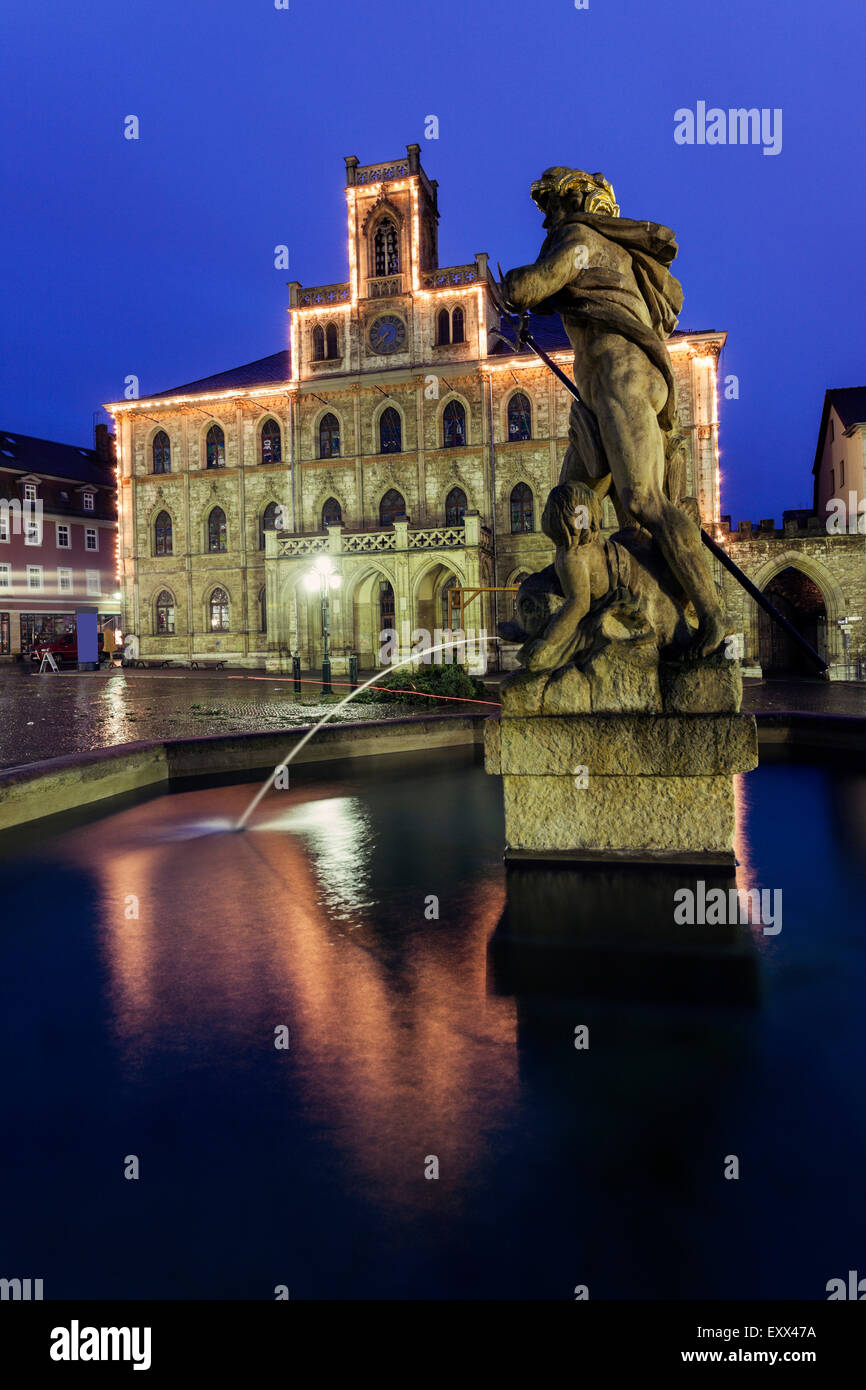 Fountain statue hires stock photography and images Alamy