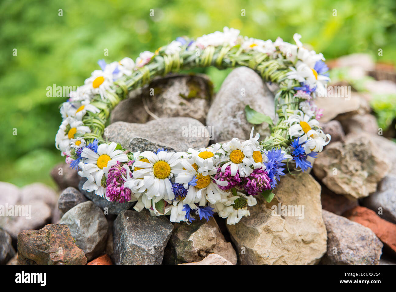 Page 2 - Midsummer Garland High Resolution Stock Photography and Images -  Alamy