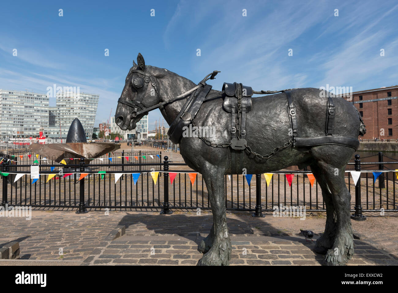 Memorial to the dock horses, with propeller of the ill-fated RMS Lusitania, Mann Island district, Liverpool Albert docks, North of England, UK Stock Photo