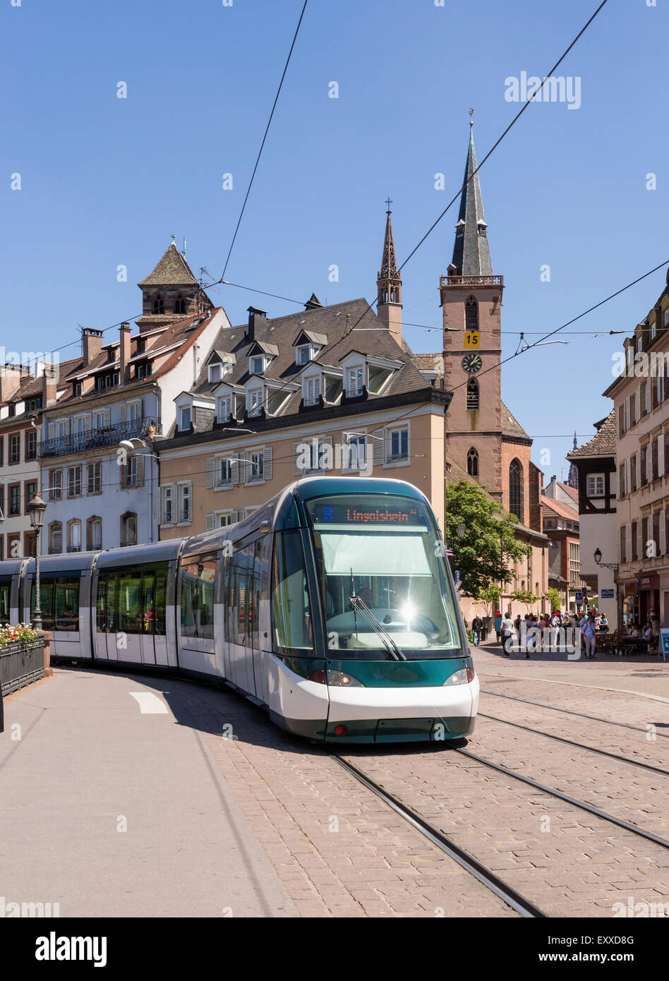 A Strasbourg tram in front of the Church of St Pierre-le-Vieux ...