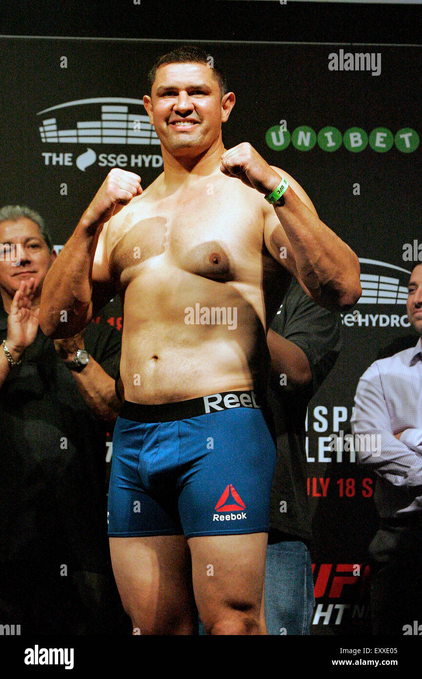 Ufc 245 hi-res stock photography and images - Alamy