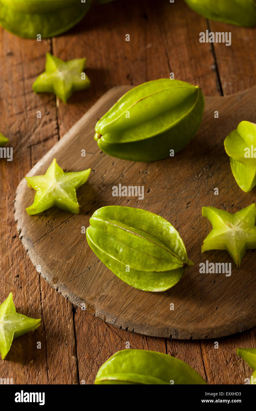 Raw Organic Star Fruit Ready to Eat Stock Photo - Alamy