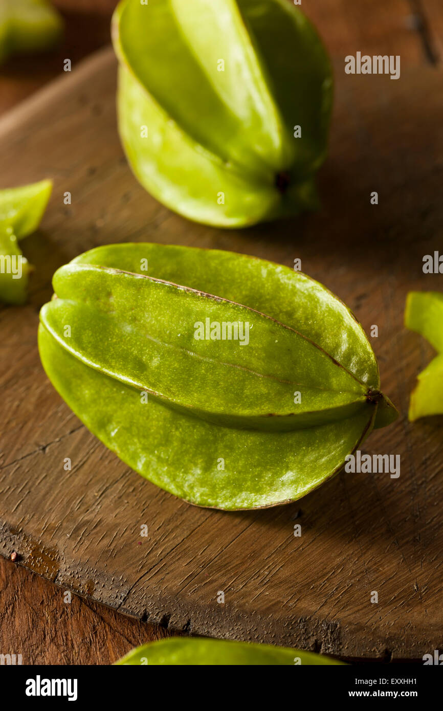 Raw Organic Star Fruit Ready to Eat Stock Photo - Alamy
