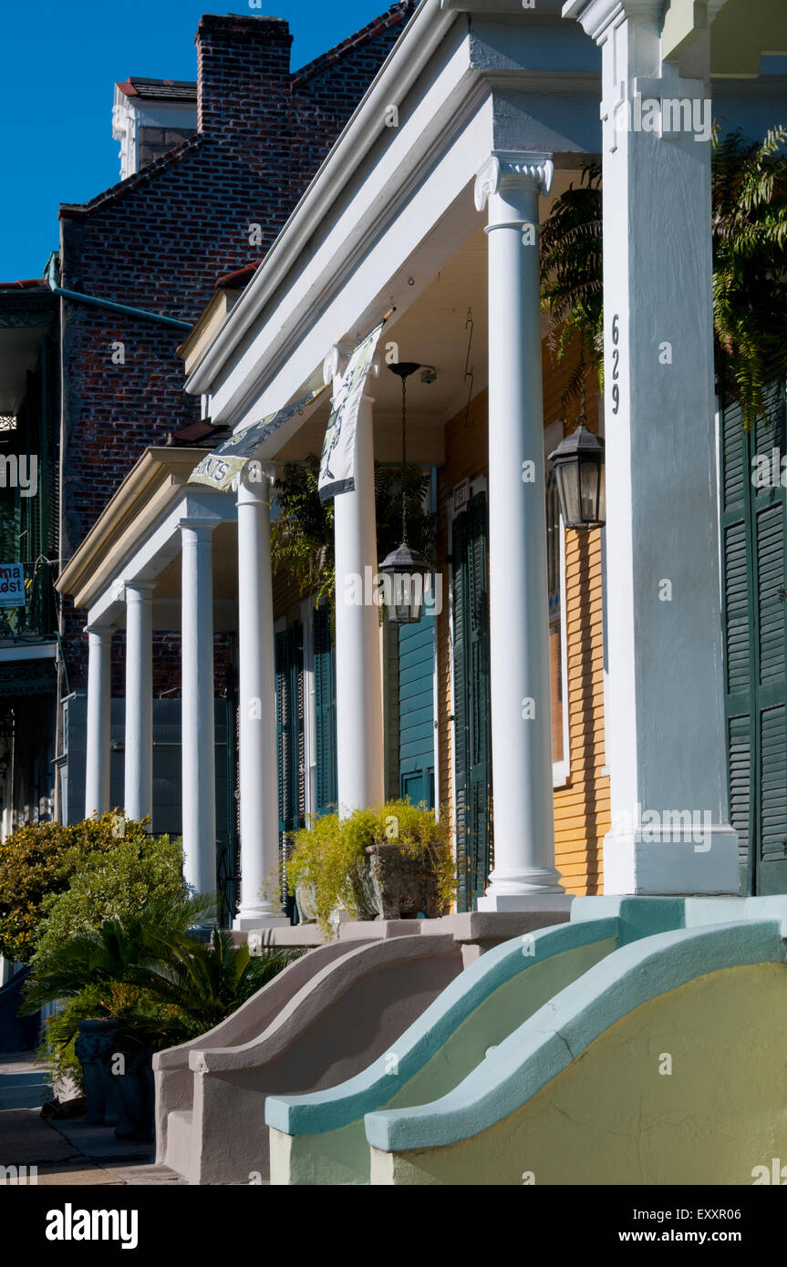 Front porch columns hires stock photography and images Alamy