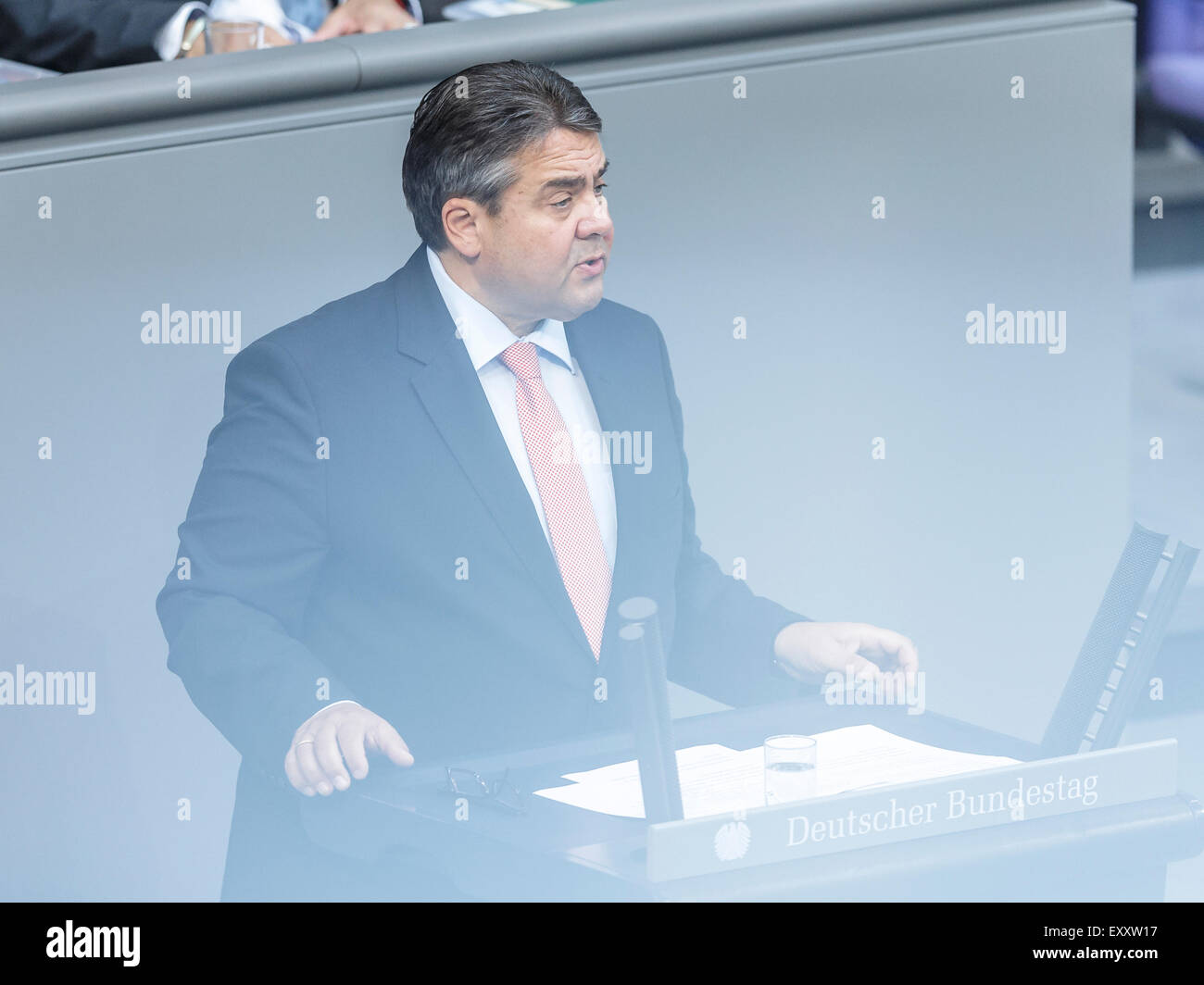 Berlin, Germany. 17th July, 2015. Special session of the German Parliament - consultation of government on the ' negotiations of the Government Federal relative to the concession of financial support for the Hellenic Republic of Greece ' realized at the German Parliament on 17.07.2015 in Berlin, Germany. / Picture: Sigmar Gabriel (SPD), German Minister of Economy and Energy, during his speech at the session of the german Parliament relative to the concession of financial support for the Hellenic Republic of Greece. Credit:  Reynaldo Chaib Paganelli/Alamy Live News Stock Photo