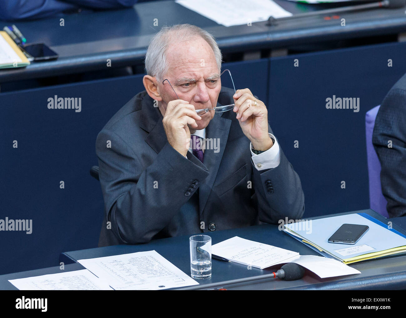 Berlin, Germany. 17th July, 2015. Special session of the German Parliament - consultation of government on the ' negotiations of the Government Federal relative to the concession of financial support for the Hellenic Republic of Greece ' realized at the German Parliament on 17.07.2015 in Berlin, Germany. / Picture: Wolfgang Schäuble (CDU), German Minister of Finance, during the session of the german Parliament relative to the concession of financial support for the Hellenic Republic of Greece. Credit:  Reynaldo Chaib Paganelli/Alamy Live News Stock Photo